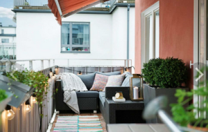 Balkon Dekorasyonu İçin Şık ve Kullanışlı Fikirler